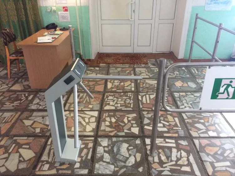 Школа — г. Черепаново, монтаж СКУД Новосибирск